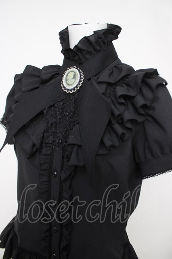 画像3: MARBLE / ゴシック調タイ付き総フリルパフスリーブブラウス  ブラック Y-26-04-01-107-GO-BL-SZ-ZY (3)