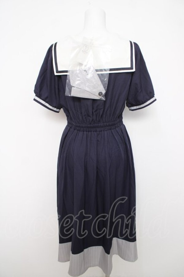 画像2: axes femme / タイ付き×セーラー襟ワンピース F 紺 Y-26-04-01-129-AX-OP-SZ-ZY (2)