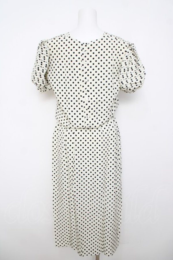 画像2: INGEBORG / 袖タックデザインドットワンピース F オフ Y-26-04-01-157-LO-OP-SZ-ZY (2)
