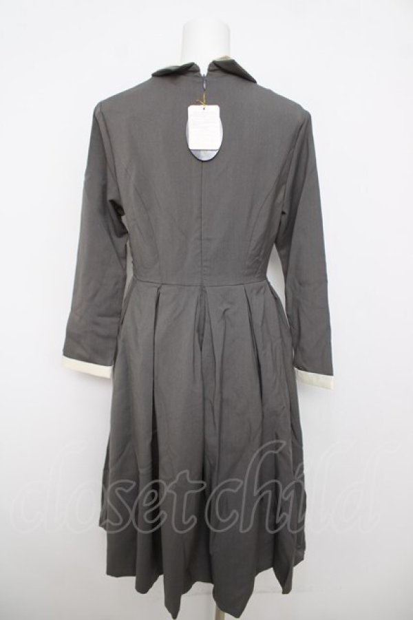 画像2: an another angelus / ジャボ付きクレリックワンピース F グレイ Y-26-04-01-163-CA-OP-SZ-ZY (2)