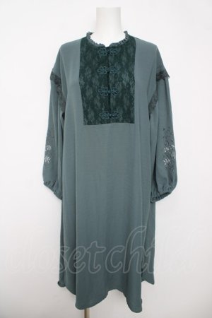 画像: axes femme / チャイナ釦ロングシャツワンピース  グリーン Y-26-04-03-106-AX-OP-SZ-ZY