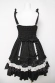 画像2: Angelic Pretty / リボンシャーリングジャンパースカート  ブラック/ホワイト Y-26-04-03-132-AP-OP-SZ-ZY (2)