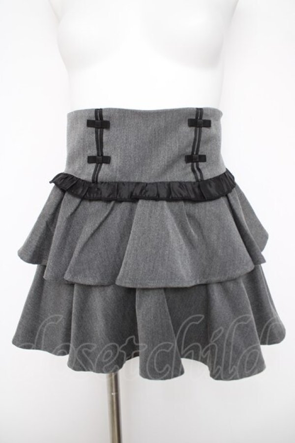 画像1: pium / ティアードフリルドーリーミニスカート F グレー Y-26-04-03-171-LO-SK-SZ-ZY (1)