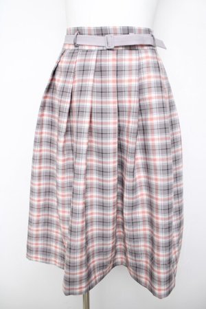 画像: Fi.n.t / ベルト付きサマーチェックタックスカート  グレー Y-26-04-03-173-CA-SK-SZ-ZY