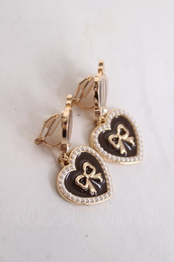 画像2: m petit by misako / AM×NIクラウンハートイヤリング  中茶 Y-26-04-05-011-LO-AC-SZ-ZY (2)