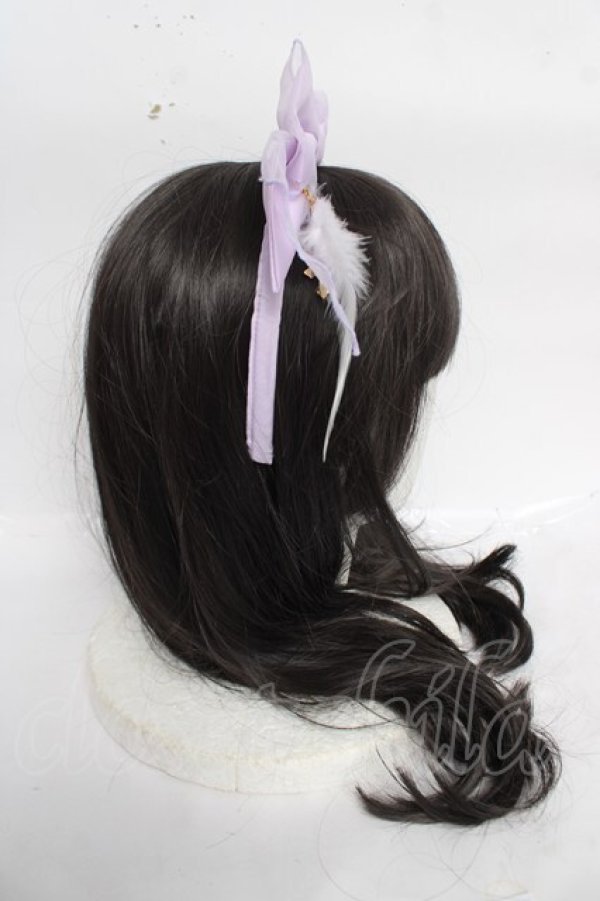 画像2: Angelic Pretty / 羽根チャームカチューシャ  ラベンダー Y-26-04-07-023-AP-AC-SZ-ZY (2)