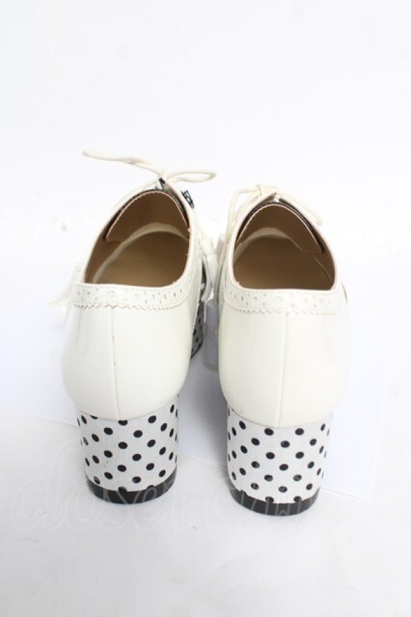 画像3: ALICE and the PIRATES / アルヴィンドットシューズ L オフ白×黒 Y-26-04-07-029-PA-SH-SZ-ZY (3)