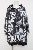 画像1: NieR Clothing / グラフィックパーカー  黒 Y-26-04-09-030-PU-TO-SZ-ZY (1)