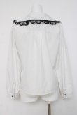 画像2: NIBBLE POISON / クロス刺繍ビッグ襟ブラウス  白 Y-26-04-09-048-PU-BL-AS-ZY (2)