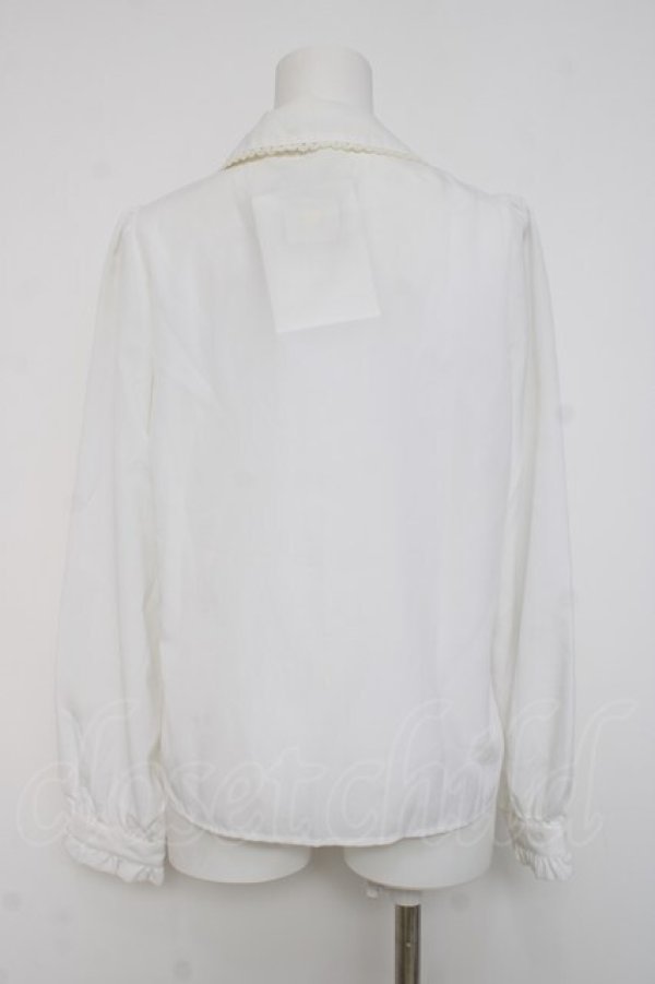 画像2: axes femme kawaii / レース配色ブラウス  シロ Y-26-04-09-052-AX-BL-SZ-ZY (2)