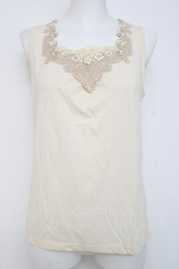 画像1: axes femme / お花モチーフ付タンク  オフ Y-26-04-09-059-AX-TO-AS-ZY (1)