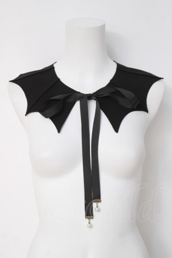 画像1: axes femme / コウモリ羽風ティペット  黒 Y-26-04-09-003-AX-ZA-SZ-ZY (1)