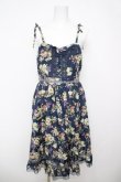 画像1: axes femme / フルーツ柄キャミワンピース  紺 Y-26-04-11-052-AX-OP-SZ-ZY (1)