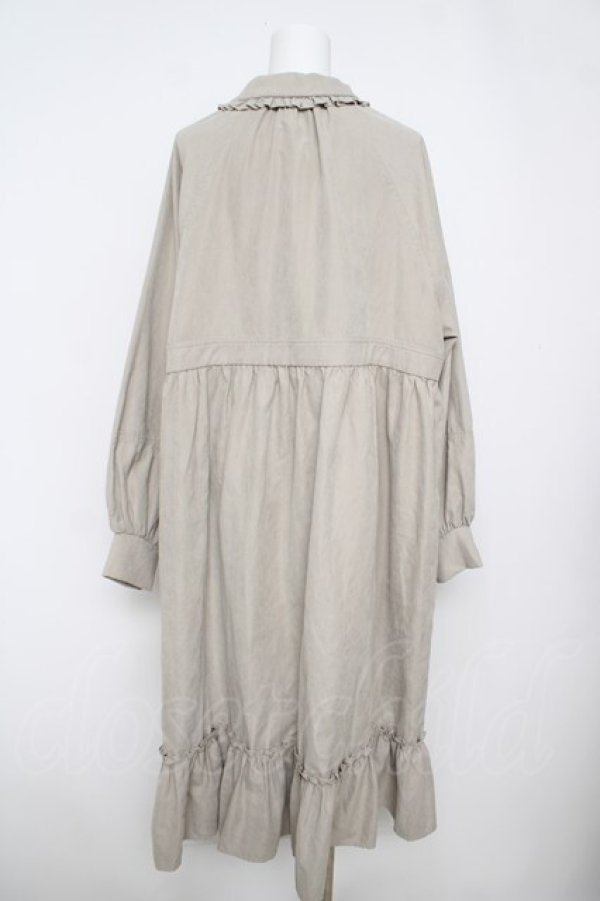 画像2: merry jenny / ピーチリボンフリルカラーワンピース  ベージュ Y-26-04-11-068-LO-OP-SZ-ZY (2)