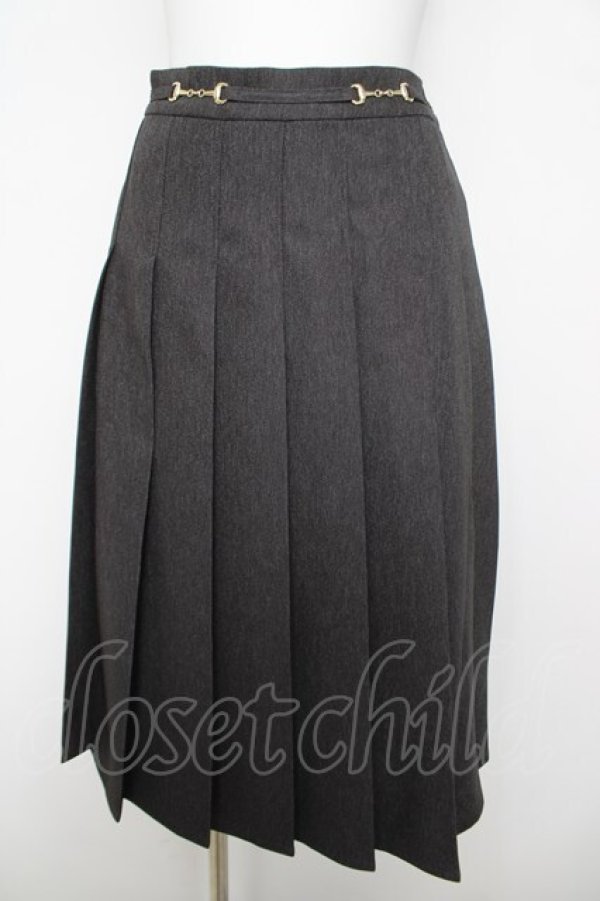 画像1: an another angelus / ビット使いデニムライクプリーツスカート F ブラック Y-26-04-11-113-CA-SK-SZ-ZY (1)