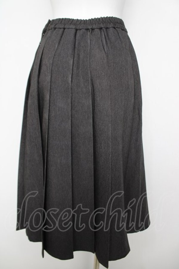 画像2: an another angelus / ビット使いデニムライクプリーツスカート F ブラック Y-26-04-11-113-CA-SK-SZ-ZY (2)