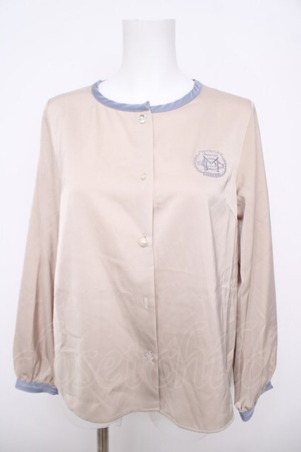 画像1: Maison de FLEUR Petite Robe canone / ラウンドネックブラウス  ベージュ Y-26-04-11-027-EL-BL-SZ-ZY (1)