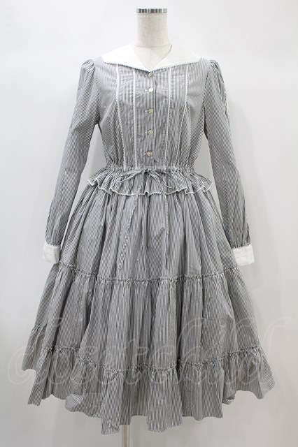 Melody BasKet / ナイチンゲールワンピース M グレー H-24-10-24-1010  