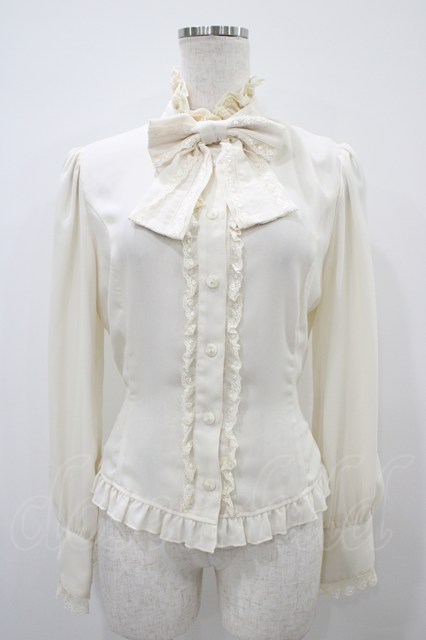 イノセントワールド　未使用タグ付き　レース　リボン　ブラウス　ダークブラウン イノセントワールド 未使用タグ付き レース リボン ブラウス ダーク