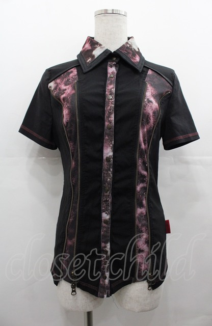 Ozz Croce / レース切替&薔薇刺繍カットソー  ブラック I-25-01-21-020-OO-TO-HD-ZI Ozz Croce / フロントZIP切替半袖スナップボタンシャツ 黒X赤 I