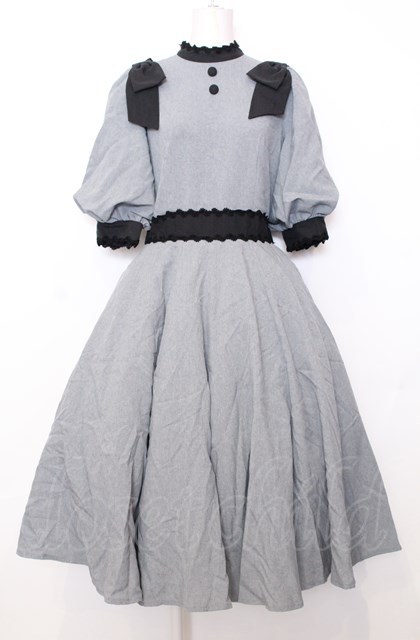 Classy Ribbon ワンピース Innocent World｜Classy Ribbon ワンピースClassy Ribbon Dress
