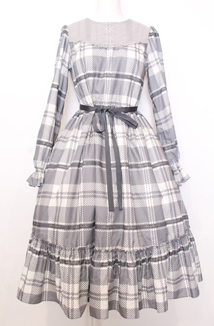 メロディーバスケット ArabesqueフロントボタンワンピースgrayM Melody BasKet「Arabesque series」受注受付START!! – fraisier