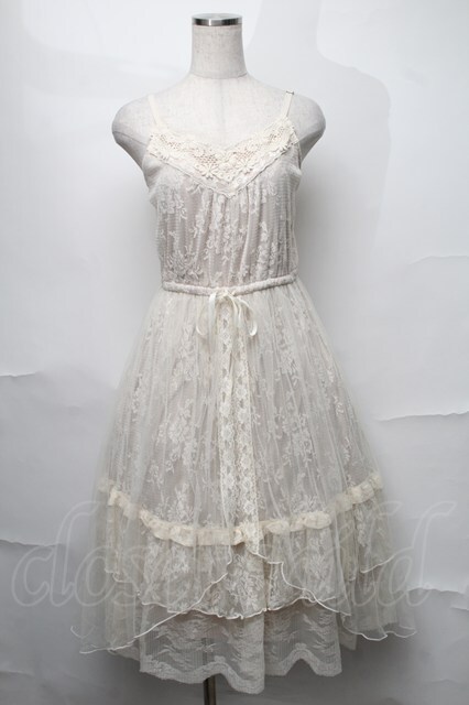 ♡新品未使用♡simonetta♡ワンピース　14A axes femme /【タグ付き】20th/レースワンピース キナリ S-25-08