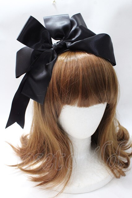 アキオヒラタ　リボン　カチューシャ　黒 黒 リボン カチューシャ」の人気商品一覧 | 安い商品を通販