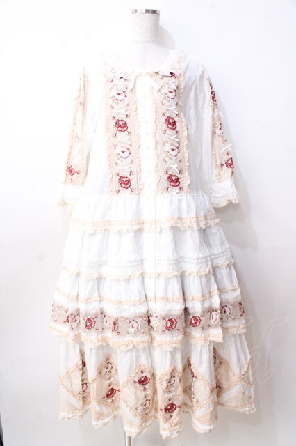 【新品未使用タグ付き】PINK HOUSE　ワンピース　チュールレース PINK HOUSE / ローズチュールレース使いパッチワーク風ワンピース 白 Y