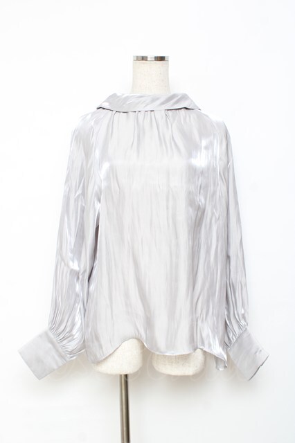 Moi-meme-Moitie モワティエ バックリボンブラウス Moi-meme-Moitie / バックリボンブラウス F シルバー Y-25-11-26-067